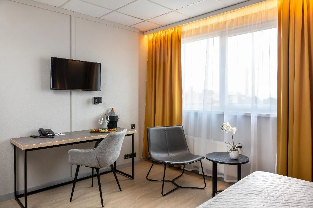 TWIN STANDARD Room, Metropol Hotel, Tallinn