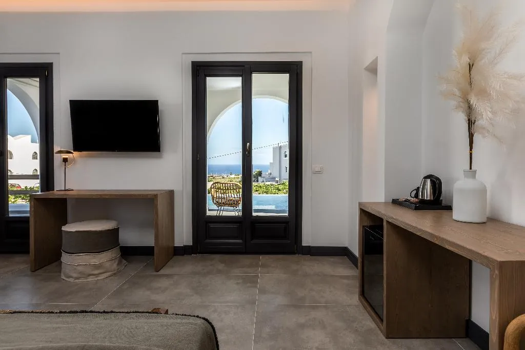 SUITE PREMIUM Room, Vineyard Exclusive Suites, Santorini