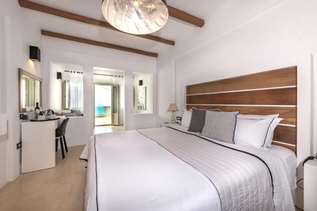 Room, Azzurro Suites, Santorini