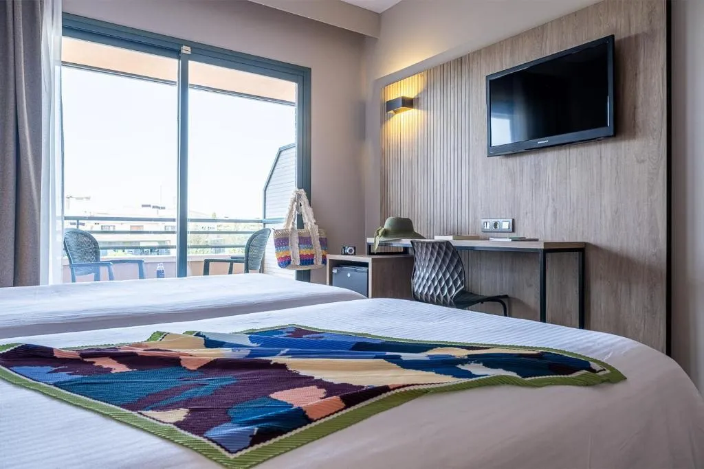 Double or Twin SUPERIOR Room, California Palace, Costa Dorada
