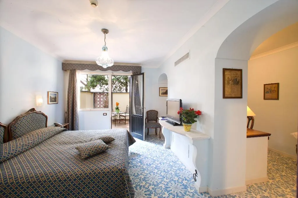 Double or Twin CLASSIC Room, La Tonnarella, Naples