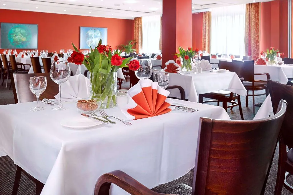 Restaurant, Best Western Premier Airporthotel Berlin, Berlin