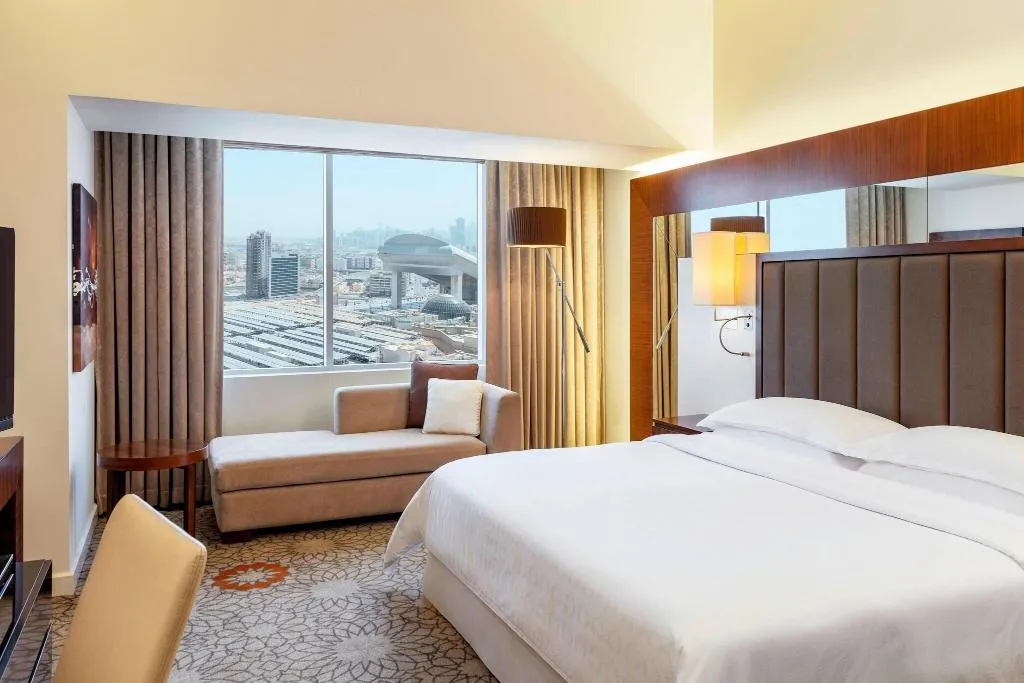 DOUBLE SUPERIOR CITY VIEW Room, Sheraton Dubai Mall of the Emirates Hotel, Dubai