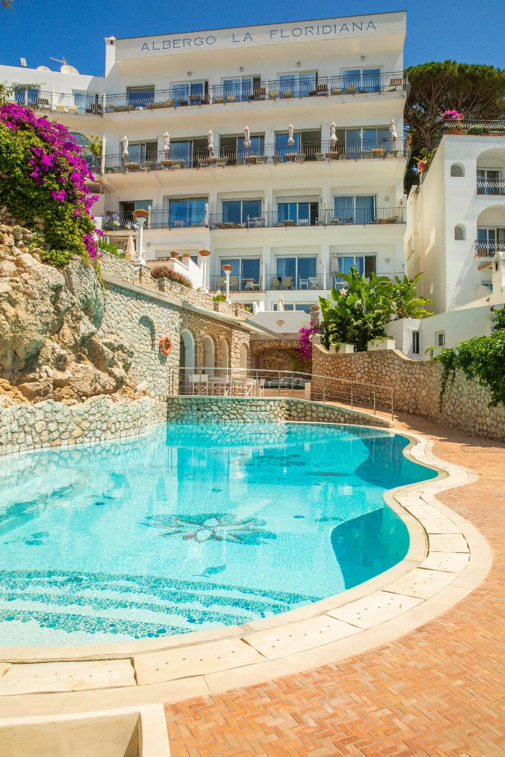 Pool, La Floridiana, Naples