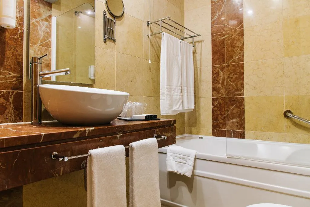 TWIN STANDARD Room, America Diamonds, Lisbon