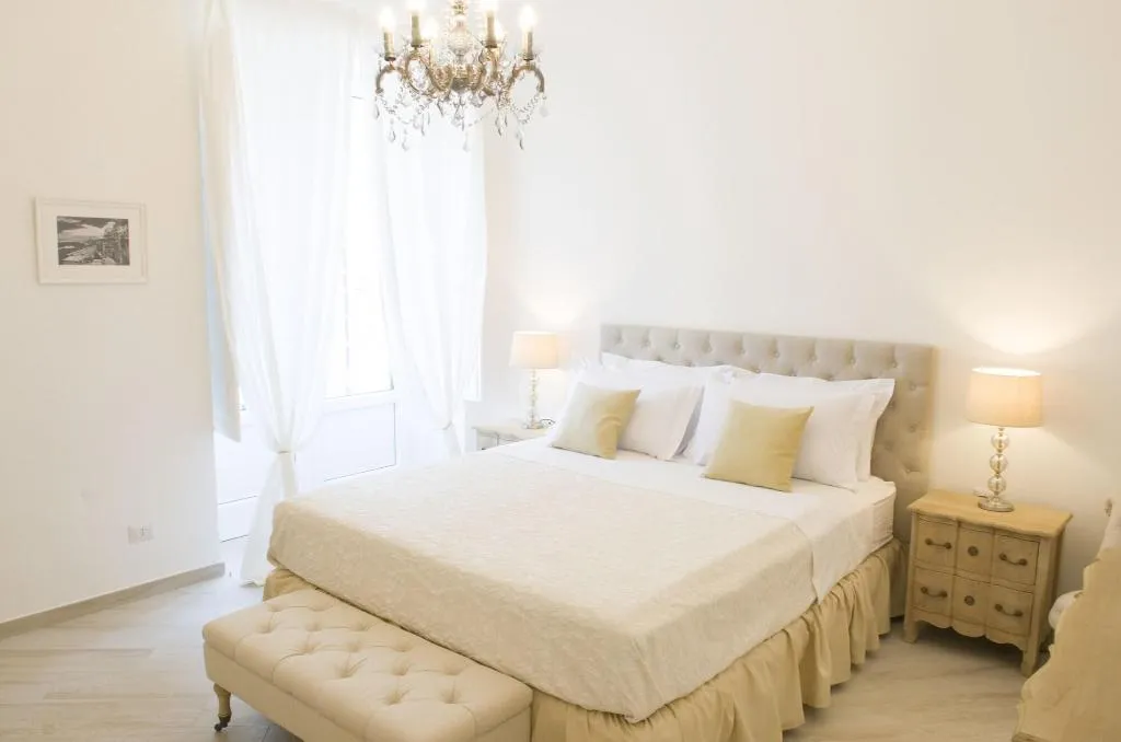 SUITE DELUXE Room, Palazzo Spasiano, Naples