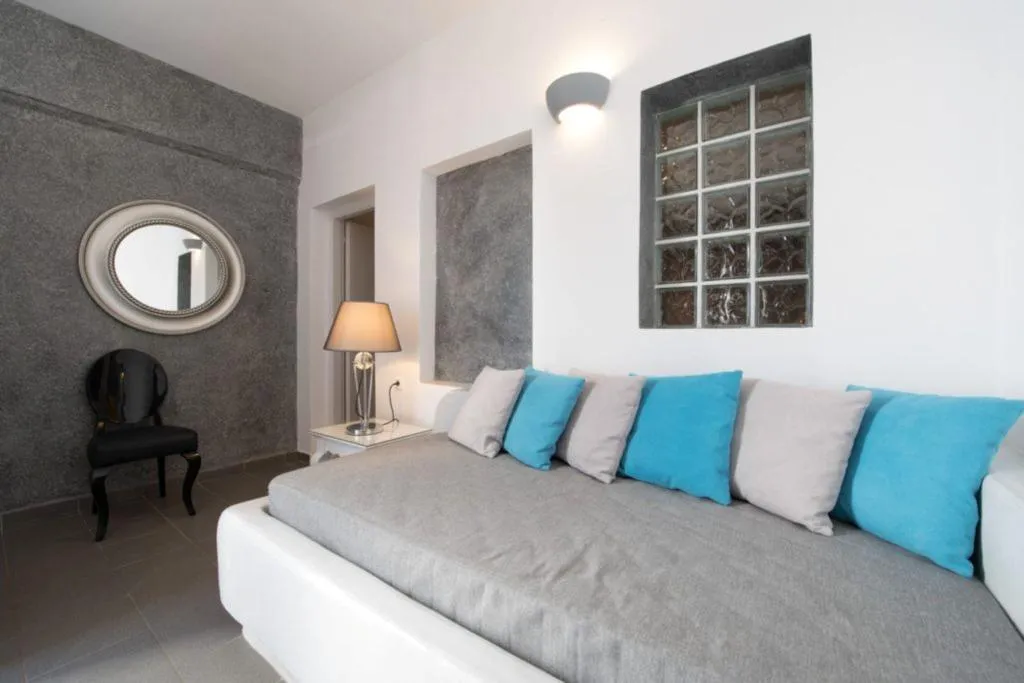 JUNIOR SUITE WITH VIEWS Room, Philippion, Santorini