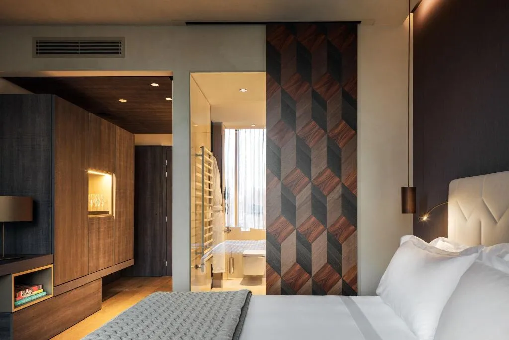 DOUBLE SUPERIOR Room, Hotel Viu Milan, Milan