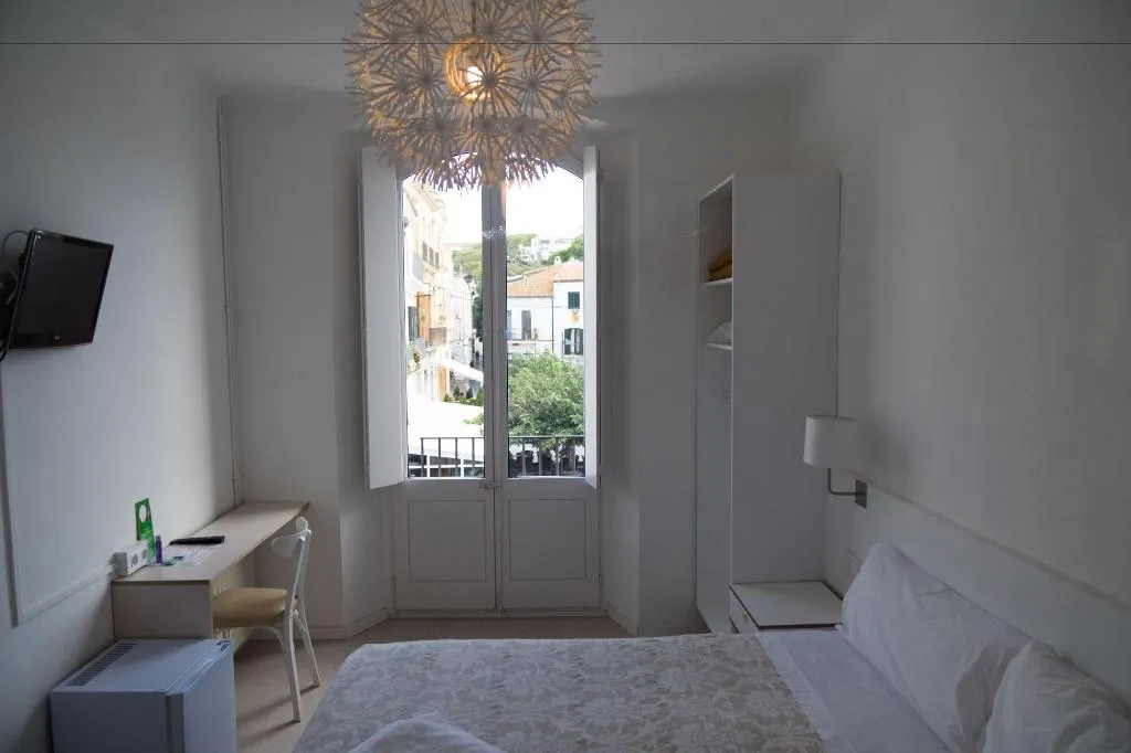 Room, Hostal Marina Cadaqués, Costa Brava