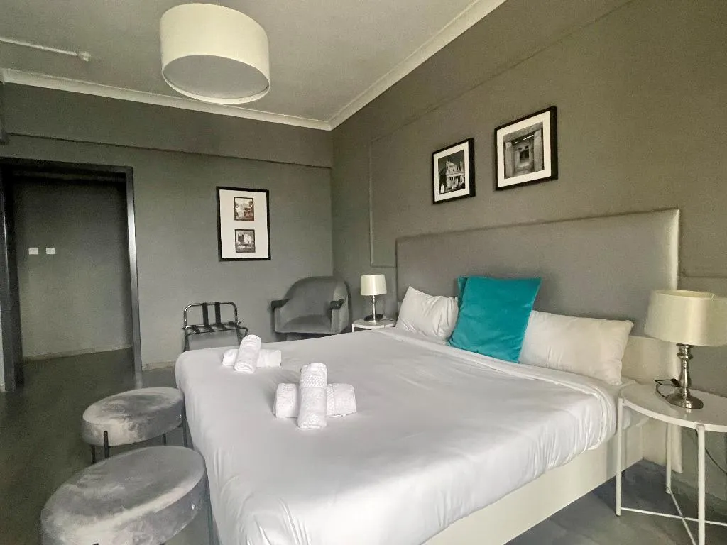 TRIPLE SEA VIEW Room, Sliema Marina Hotel, Malta