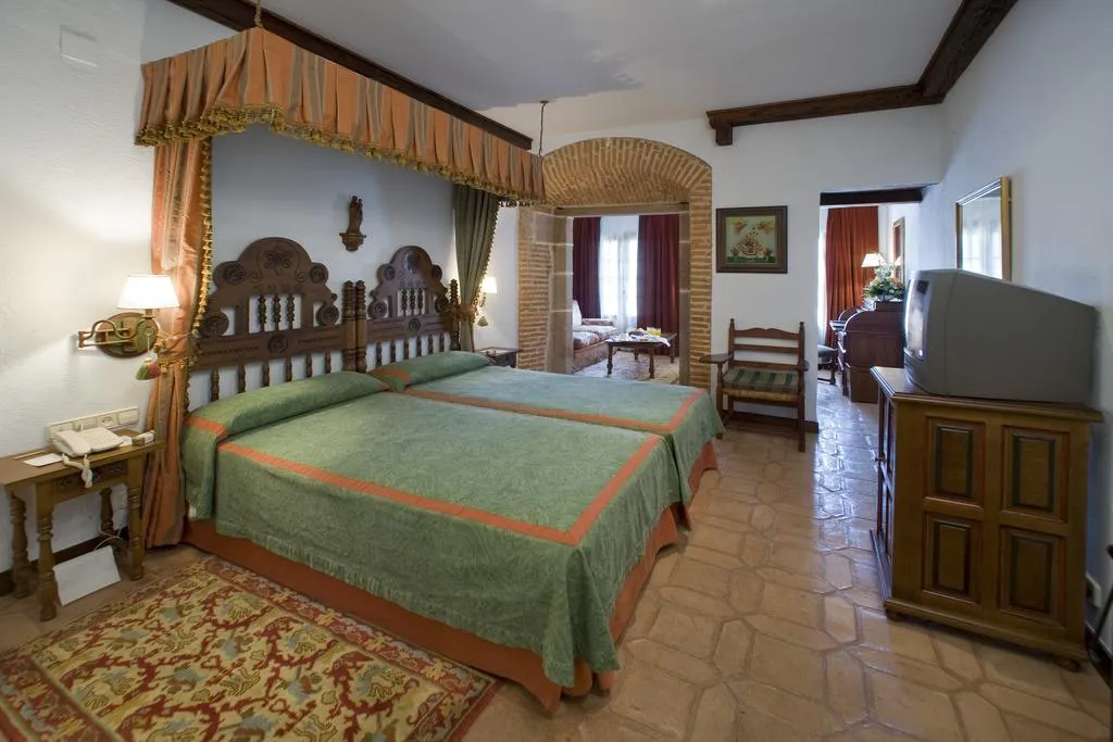 Room, Parador de Plasencia, Madrid