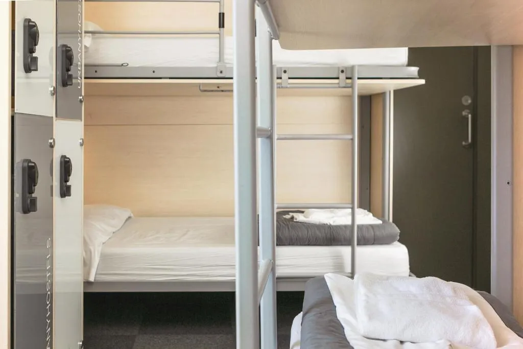 Bed in dormitory CAPACITY 4 Room, Barcelona Urbany Hostel, Barcelona
