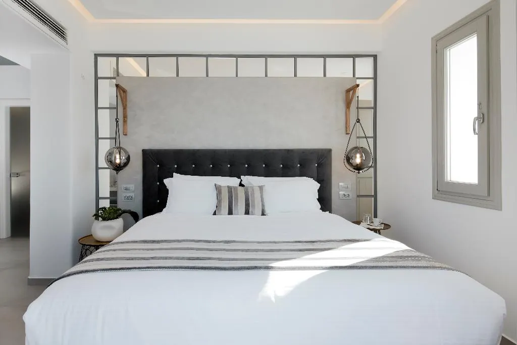 SUITE WITH PRIVATE POOL Room, Phos The Boutique Luxury Hotel & Villas, Santorini