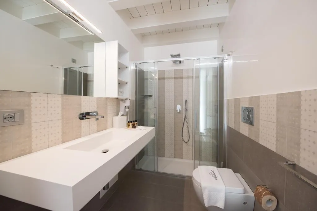DOUBLE DELUXE WITH JACUZZI Room, Caportigia Boutique Hotel, Catania