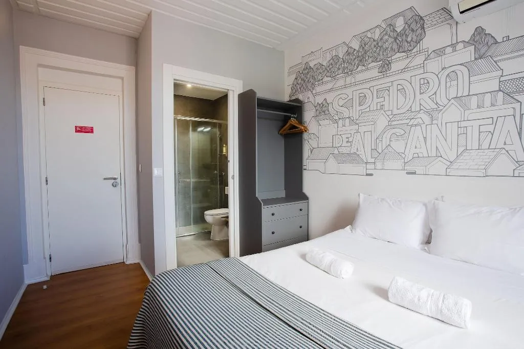 Room, Lisbon Check-In Guesthouse, Lisbon