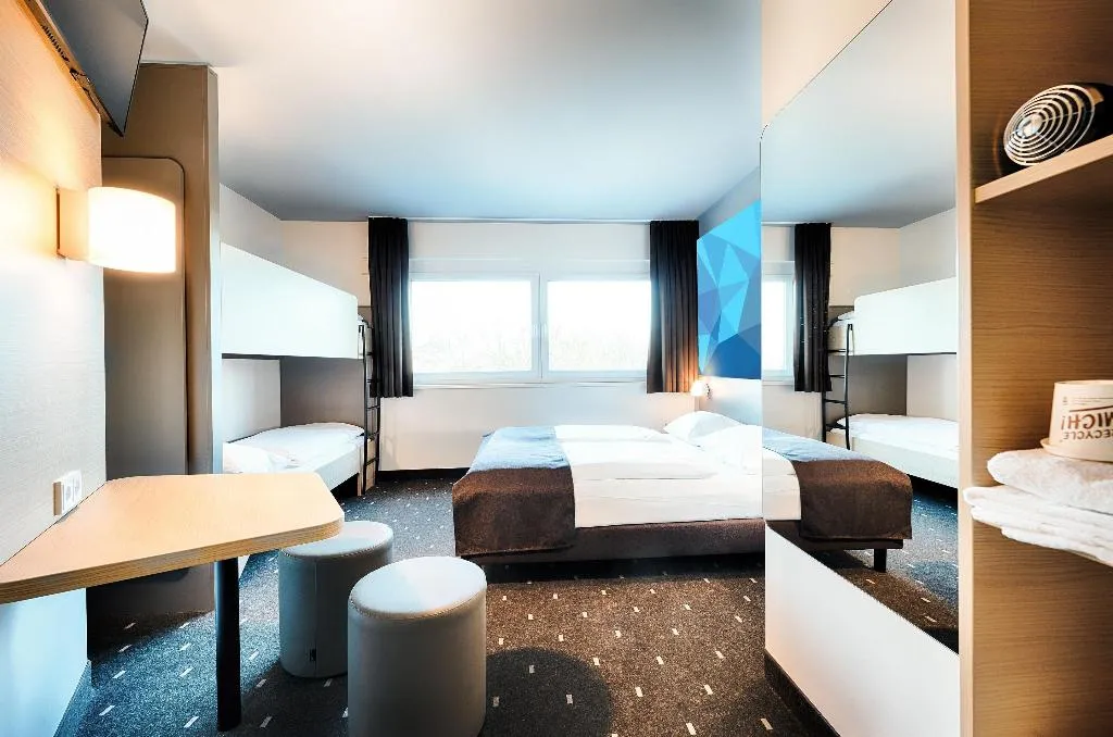 Room, B&B HOTEL Berlin City West, Berlin