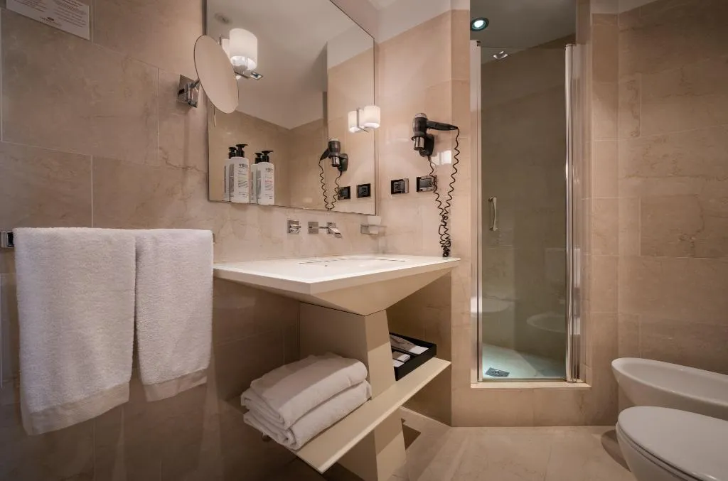 DOUBLE STANDARD Room, Crowne Plaza Milan City, Milan