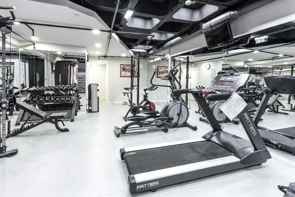 Sports and Entertainment, Radisson Blu Hotel, Lisbon, Lisbon
