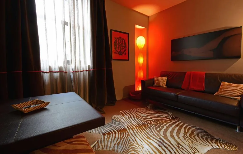 Room, Charming House Iqs, Venice