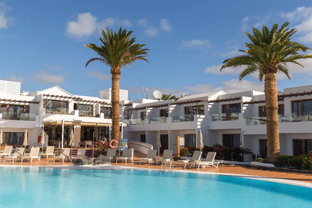 Pool, R2 Apartamentos Bahia Kontiki, Lanzarote
