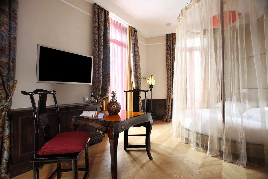 Room, Chateau Monfort, Milan