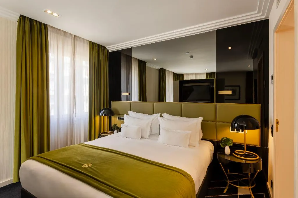 SUITE CLASSIC Room, Altis Avenida, member Preferred Hotels & Resorts, Lisbon