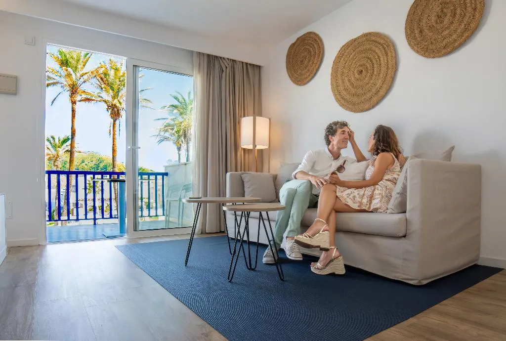 SUITE POOL VIEW Room, Parque Nereida Suites Hotel, Majorca