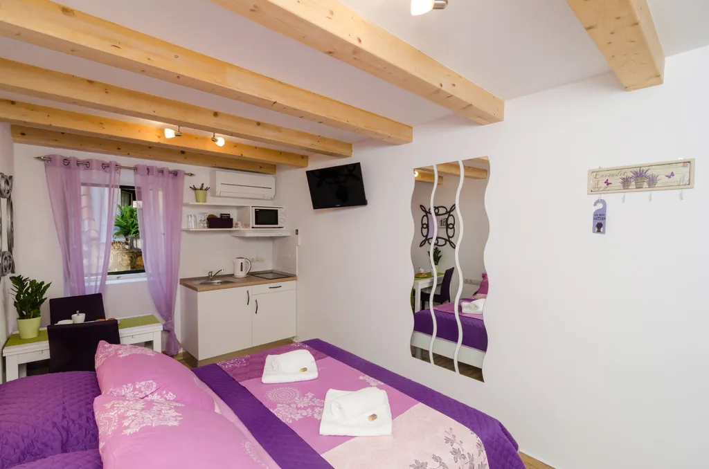 STUDIO STANDARD Room, Lavender Garden Apartments, Dubrovnik
