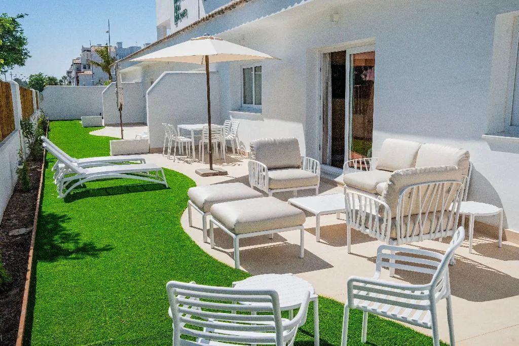 APARTMENT GARDEN VIEW TWO BEDROOMS Room, Punta Candor Suites, Costa De La Luz