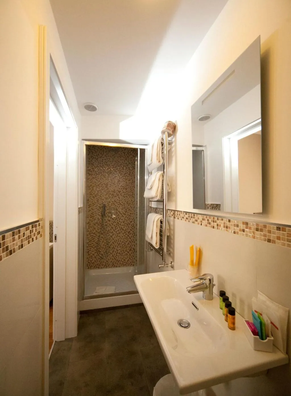Room, Residenza Le Fonticine, Florence