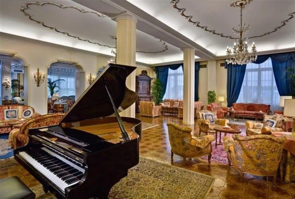 Lobby, Quisisana Terme, Venice