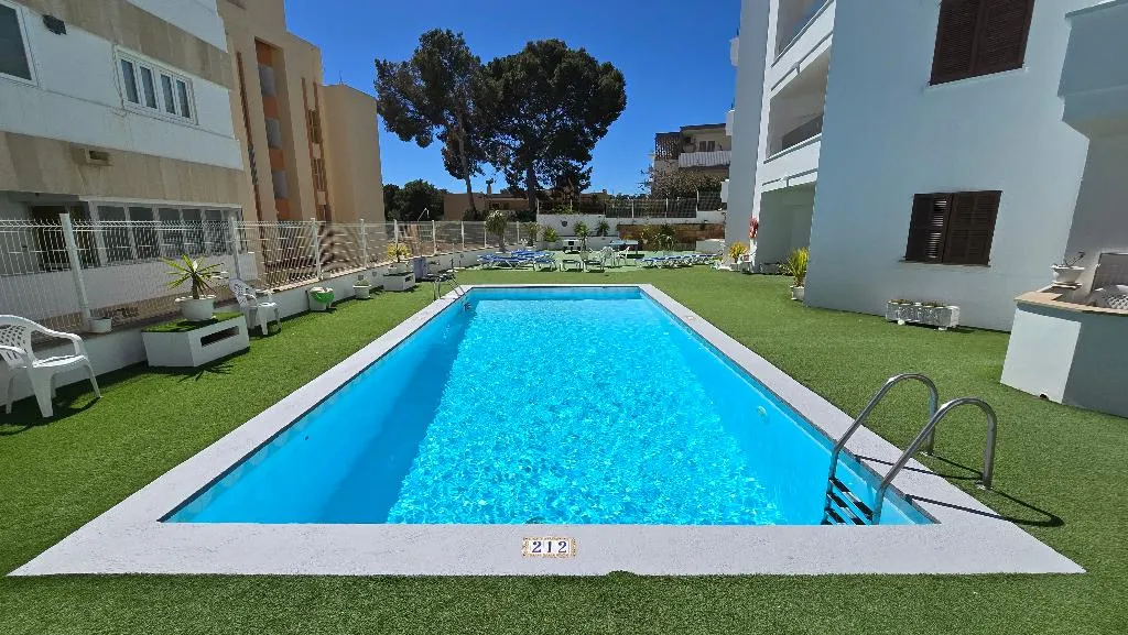 Pool, Marina Palmanova Apartamentos, Majorca