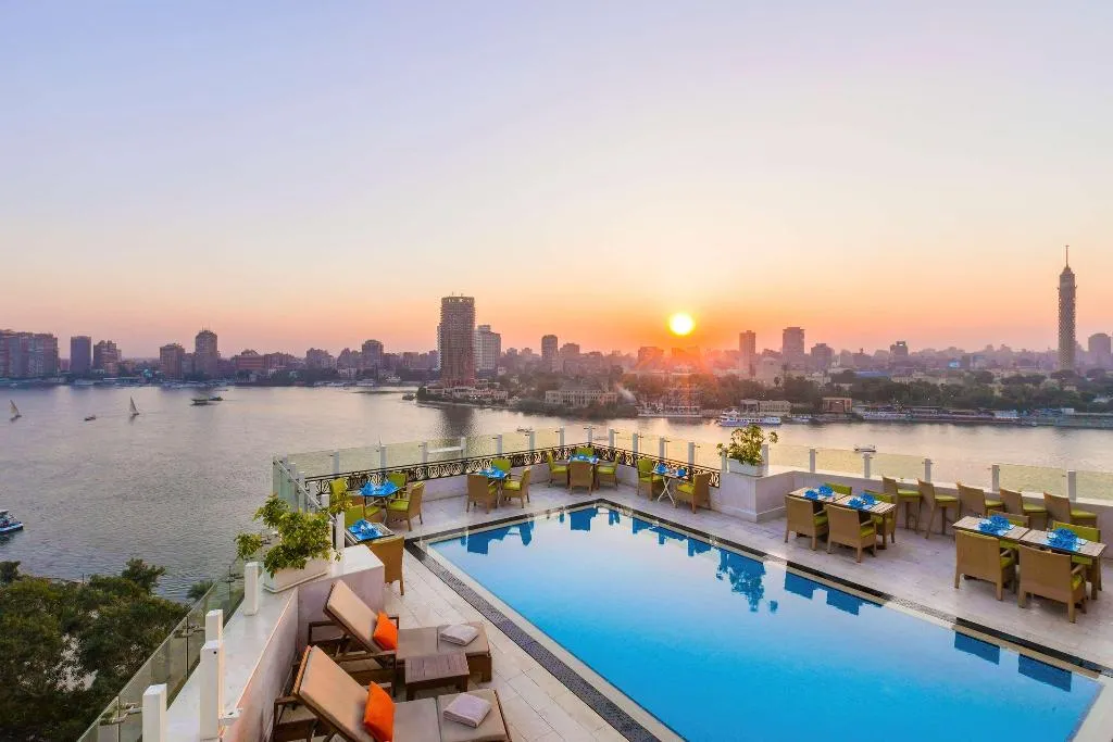 Pool, Kempinski Nile Hotel Garden City Cairo, Cairo
