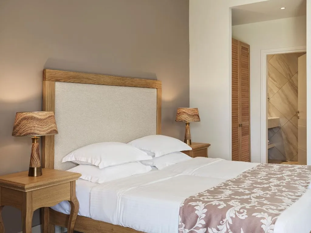 BUNGALOW PREMIUM Room, Civitel Creta Beach, Crete