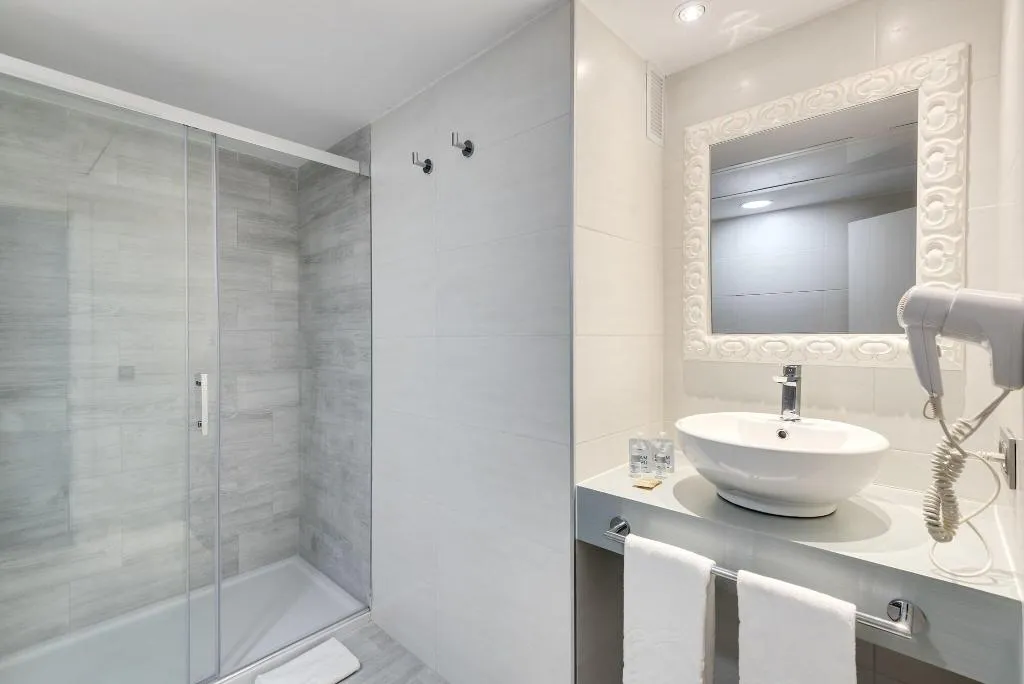APARTMENT TWO BEDS Room, Alcudia Garden, Majorca