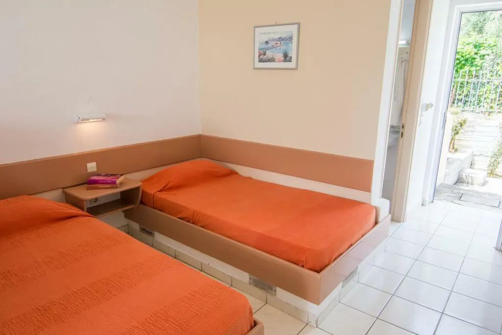 APARTMENT GARDEN VIEW ONE BEDROOM Room, Asteraki Aparthotel, Corfu