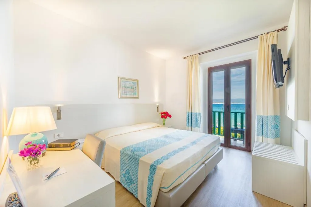 FAMILY ROOM SEA VIEW Room, Hotel Dei Pini, Alghero
