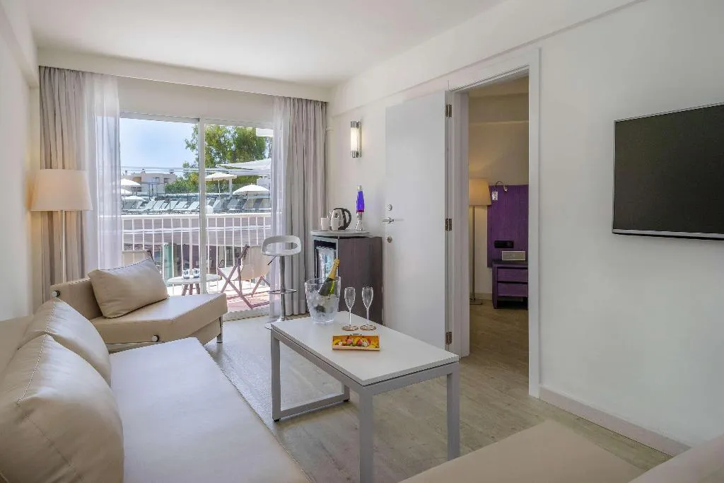 Room, Sol House Mallorca, Majorca
