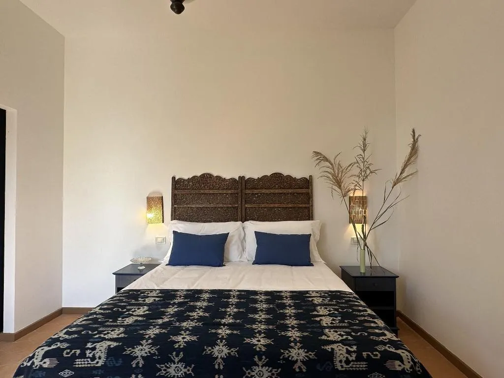 Room, Villa Puolo - With Private Sea Access, Naples