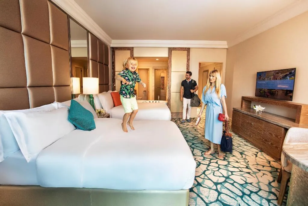 TWIN CLUB Room, Atlantis The Palm, Dubai