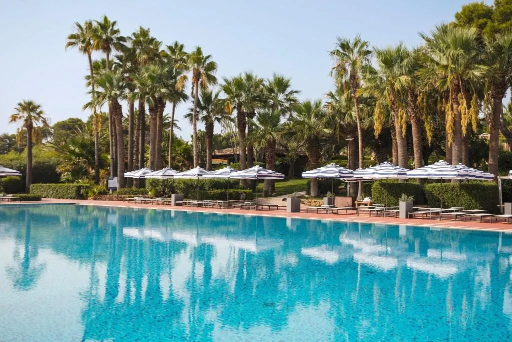 Pool, Mangia’s Brucoli Sicily Autograph Collection, Catania