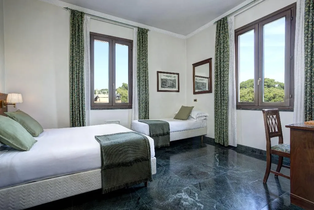 TRIPLE CLASSIC Room, Grand Hotel del Gianicolo, Rome