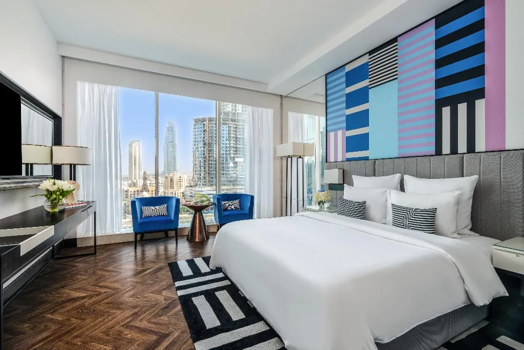 Room SUPERIOR KING BED Room, Pullman Dubai Downtown, Dubai
