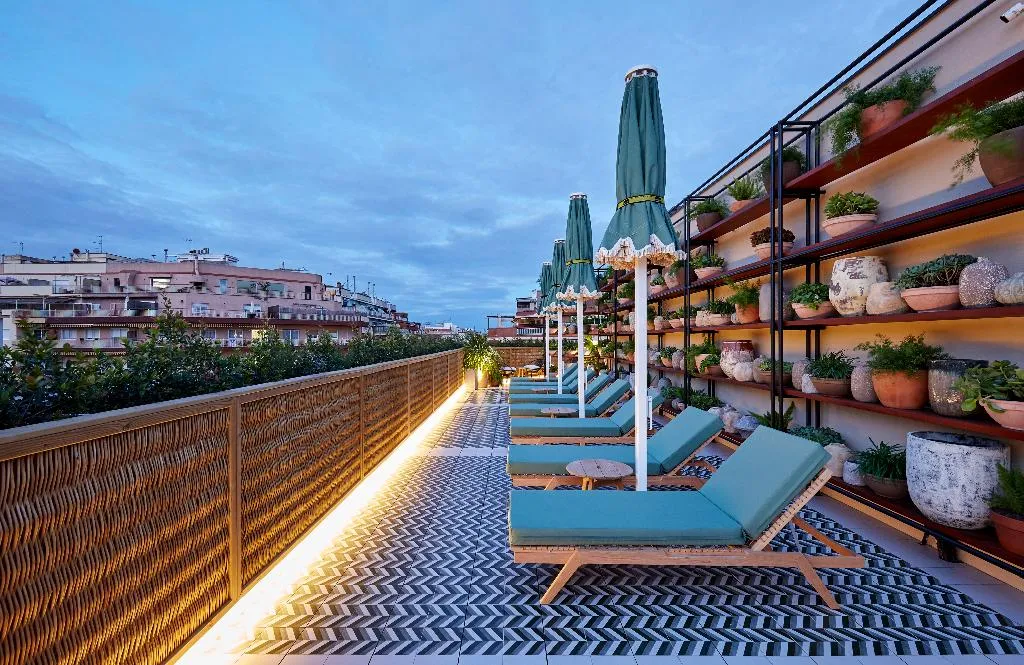 Terrace, Radisson Blu 1882 Hotel, Barcelona Sagrada Familia, Barcelona
