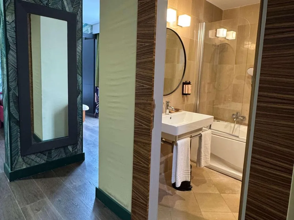Room, Mercure Roma Centro St. John, Naples