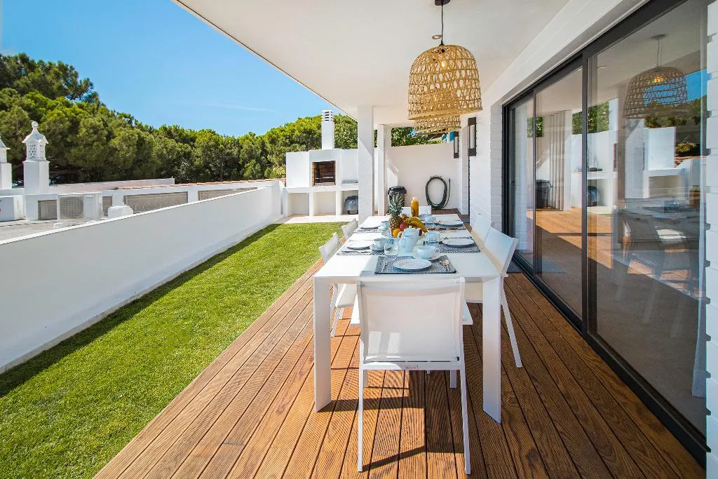 VILLA TWO BEDROOMS Room, Shantivillas, Algarve