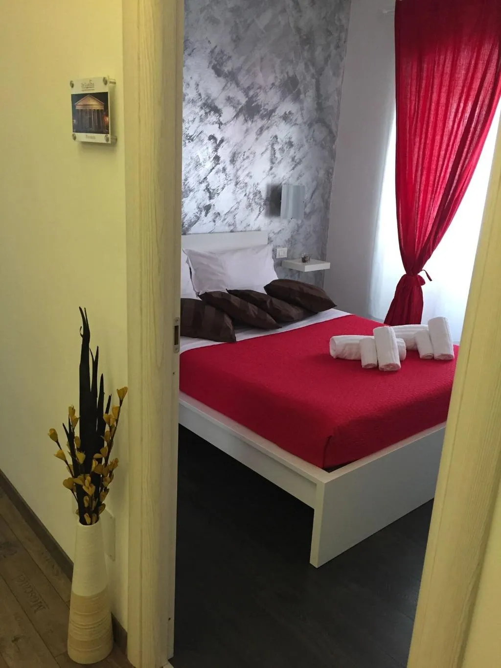 Room, De Guestibus, Rome