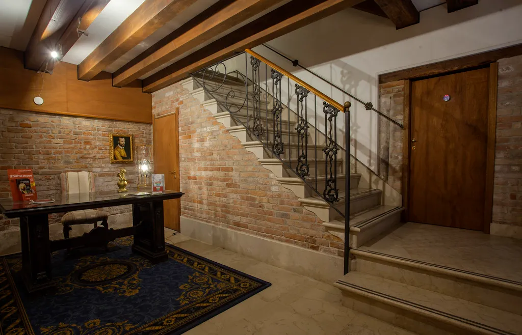 Lobby, Ca' Sant'Angelo Apartments, Venice