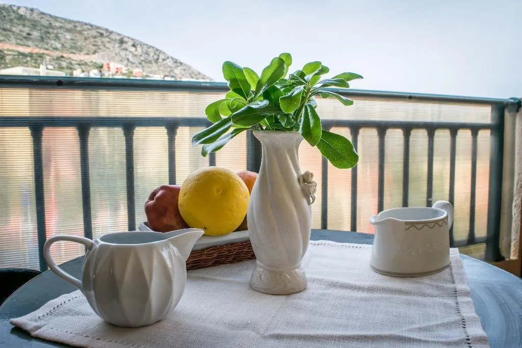 Room, Dream Village, Crete