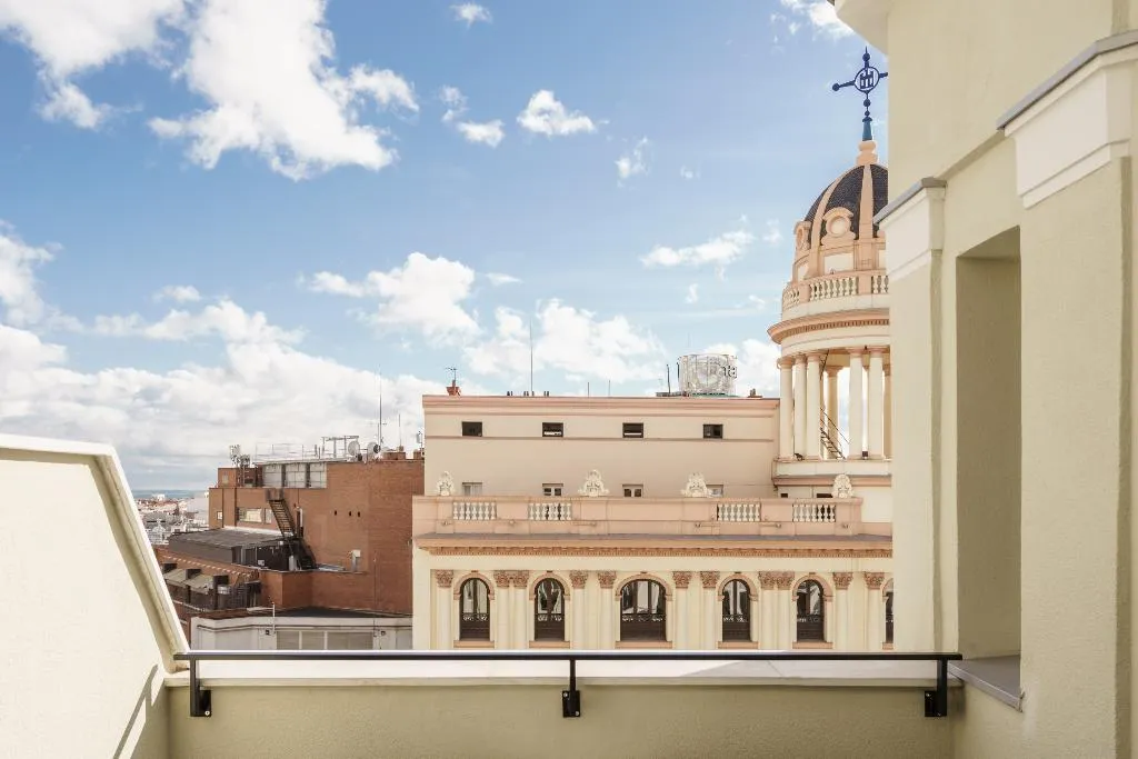 STUDIO WITH TERRACE Room, Smartrental Collection Gran Vía Centric, Madrid